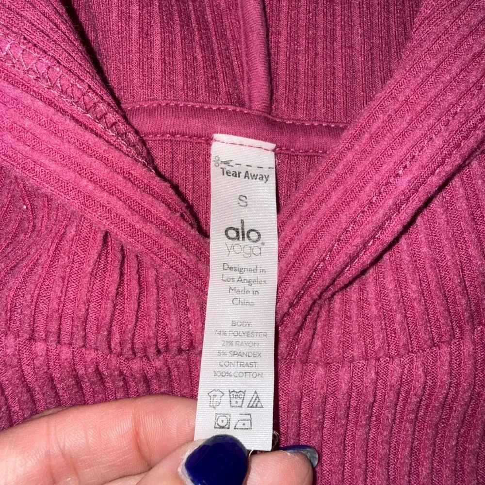 Alo Yoga Muse Ribbed Cropped Hoodie Women S Pink Magenta Excellent Ribbed Knit